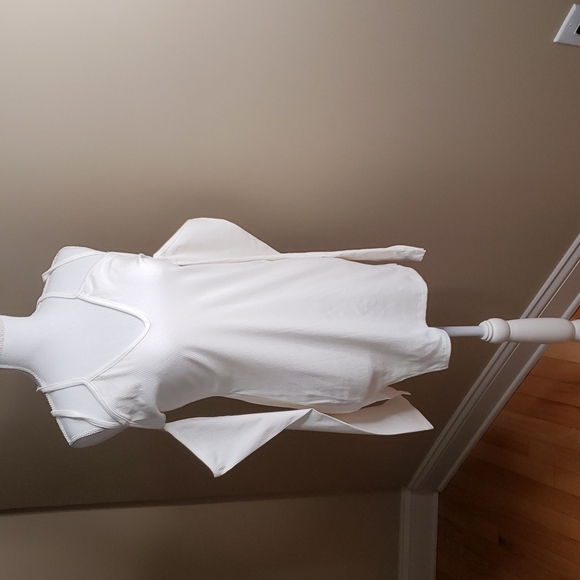 NWOT Cream mini dress size M - Picture 1 of 9